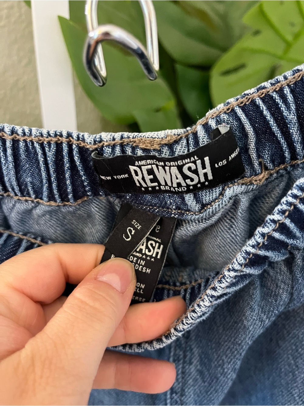 Wide Leg Pull-On Denim Pants Size Small | Minimal Cool Girl Relaxed Jeans - Picture 4 of 8